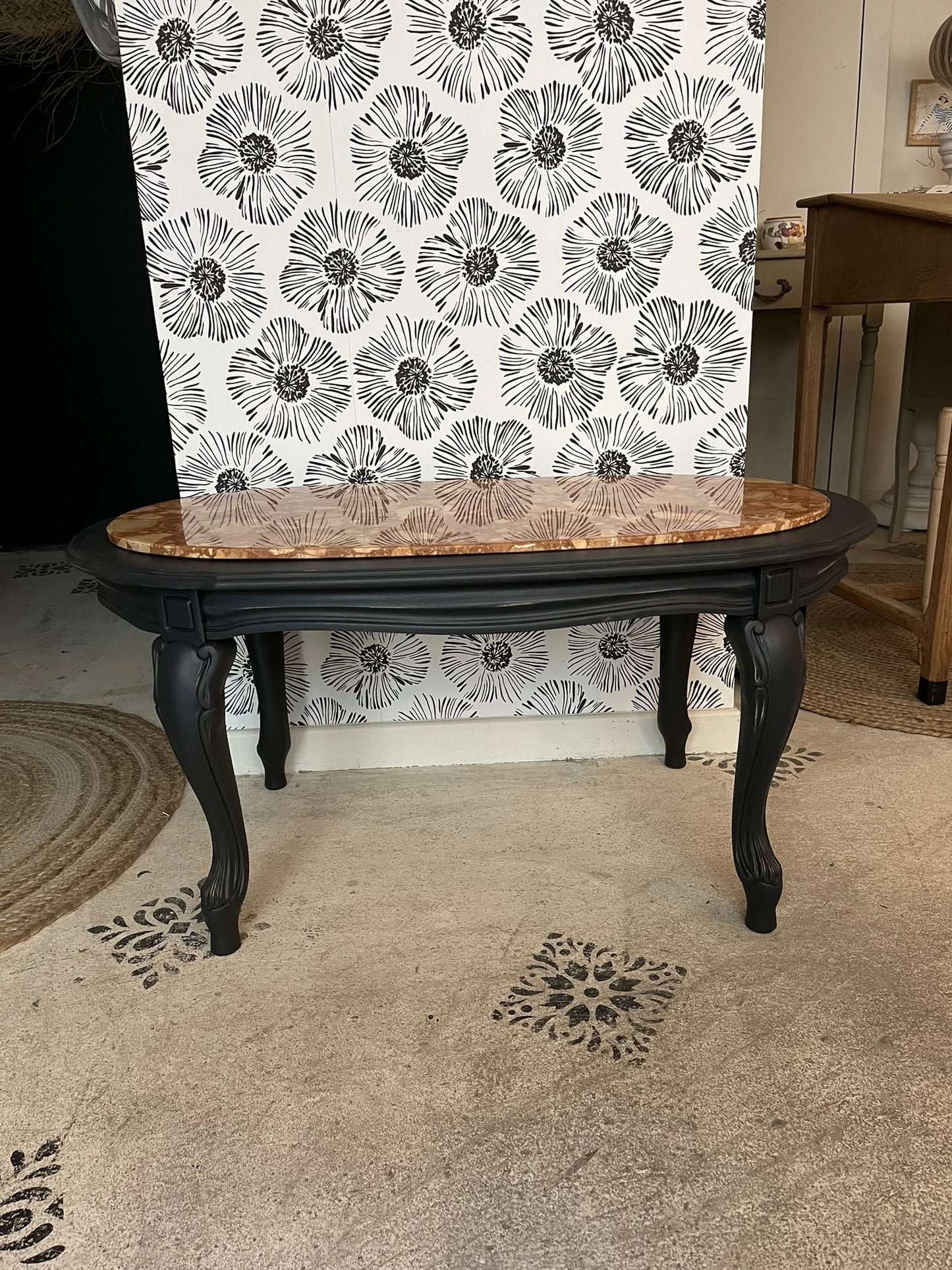 Table basse bois et marbre rose