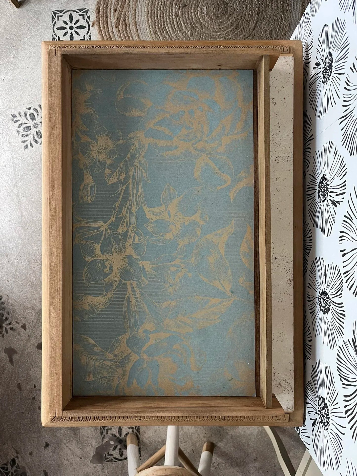 Console petit bureau Calixte sculpté bois massif et marbre