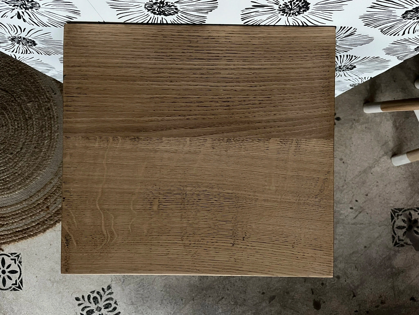 Table de chevet meuble d'appoint vintage Aëla Art Déco bois massif